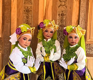 Menembus Batas Wilayah: Sanggar Nampani Siap Bawa Tradisi Osing ke Panggung yang Lebih Besar
